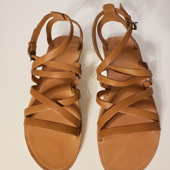 OluKai Shoes - New olukai po'iu sandal